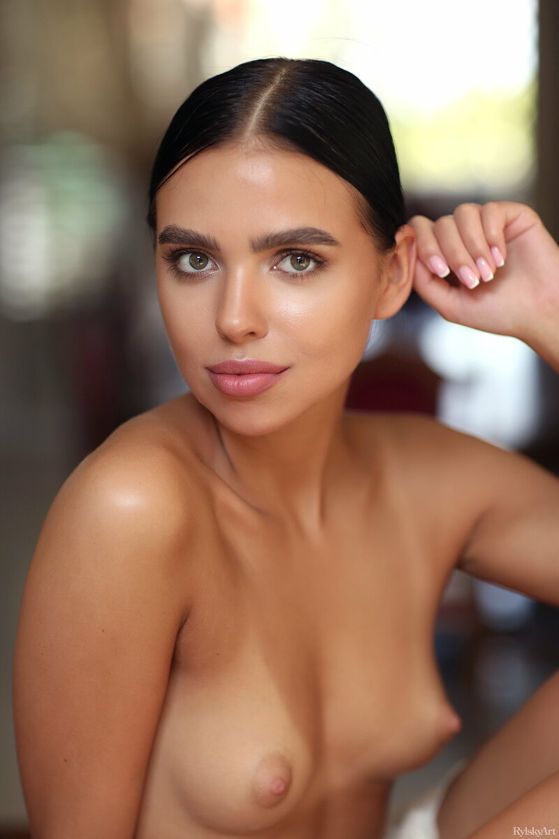 Арина, 23 года, 5 размер груди